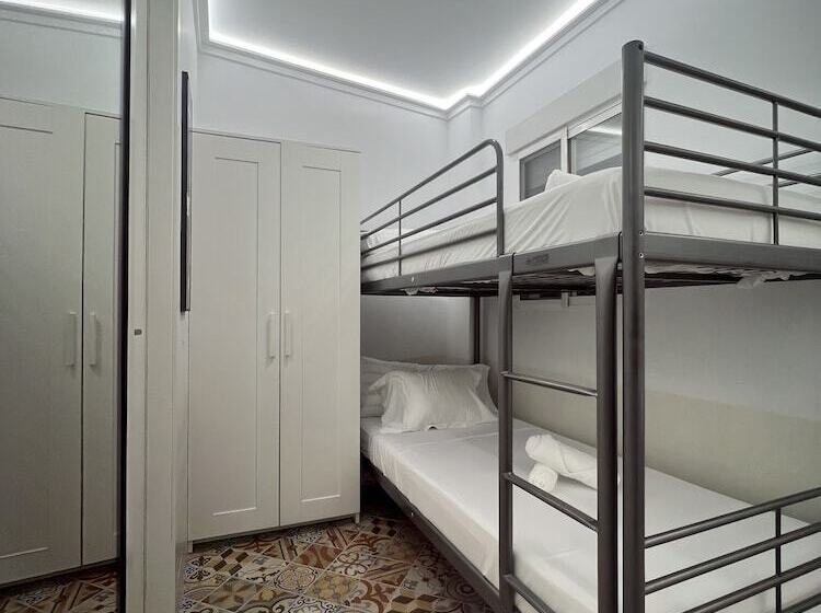 Отель Galeón Boutique