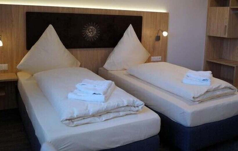 Отель Gasthaus Sonne