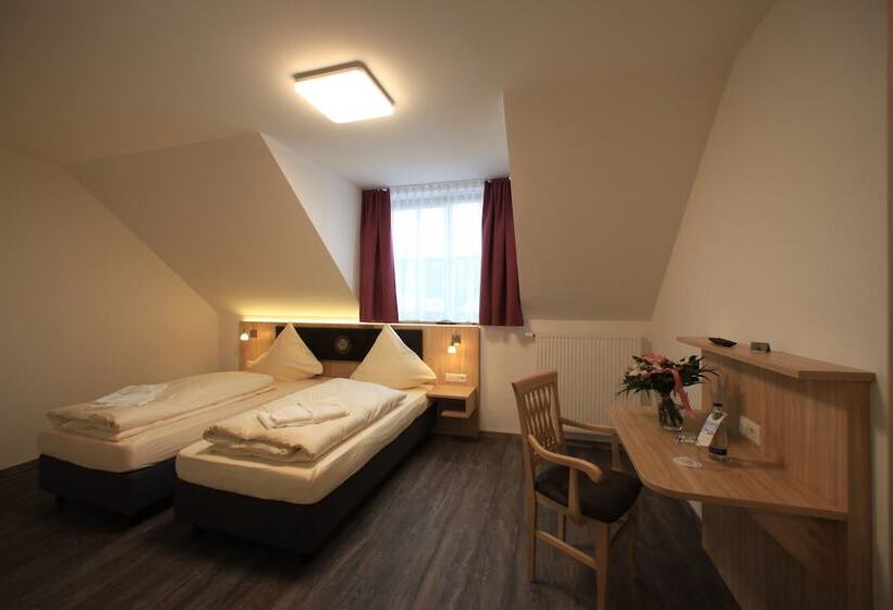 Отель Gasthaus Sonne