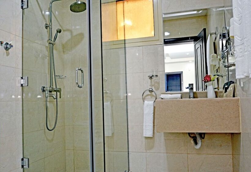 هتل Golden Bujari Alulaya