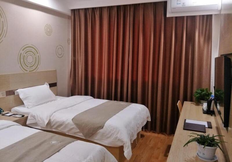 호텔 Greentree Inn Henan Shangqiu Liangyuan District Railway Station Express