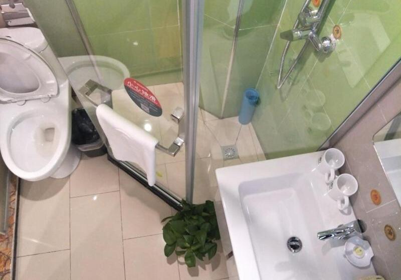 호텔 Greentree Inn Henan Shangqiu Liangyuan District Railway Station Express