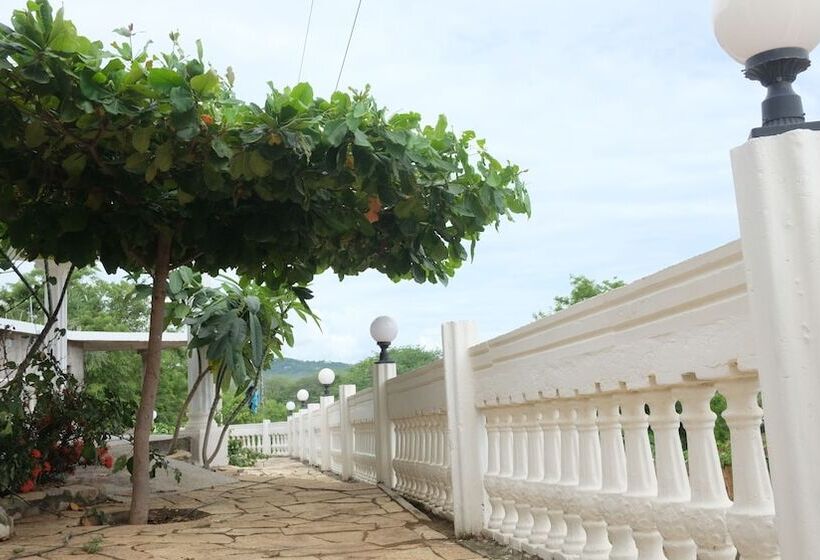 ホテル Jardines Del Paraiso