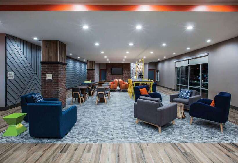 فندق La Quinta By Wyndham Owasso