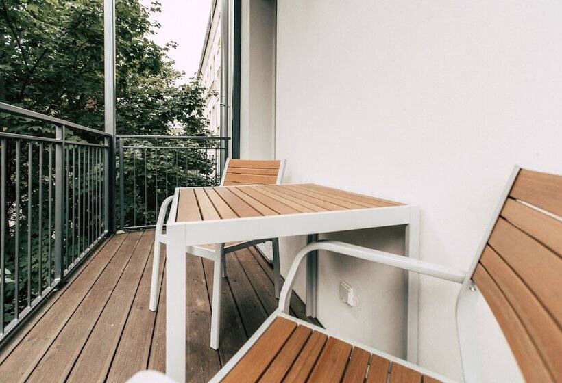 Отель Luga Homes Stadthaus