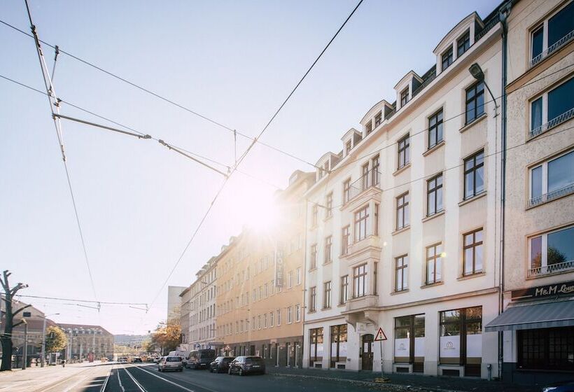 Отель Luga Homes Stadthaus