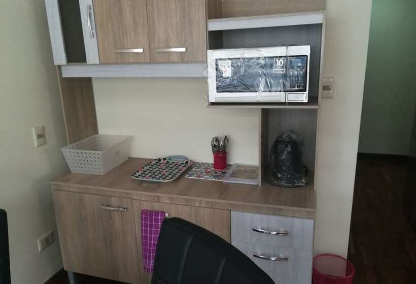 هتل Luxstone Executive & Suites