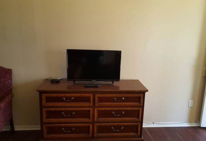 فندق Park N Stay Inn