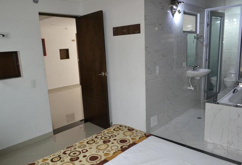 酒店 Punto Dos Suites