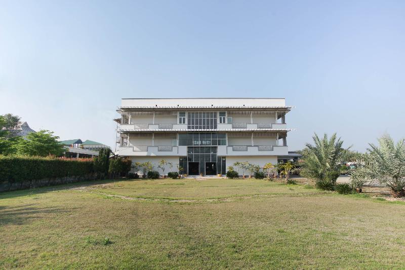 ホテル Sakthong Grand