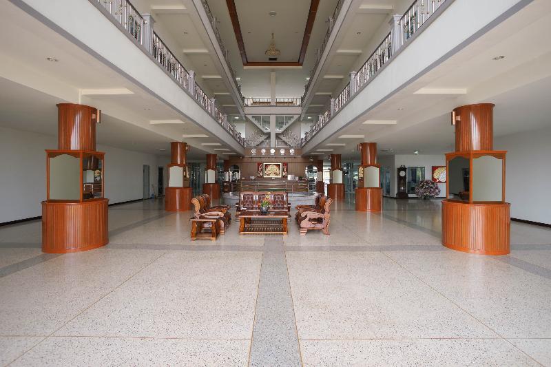 ホテル Sakthong Grand