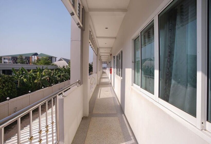 ホテル Sakthong Grand