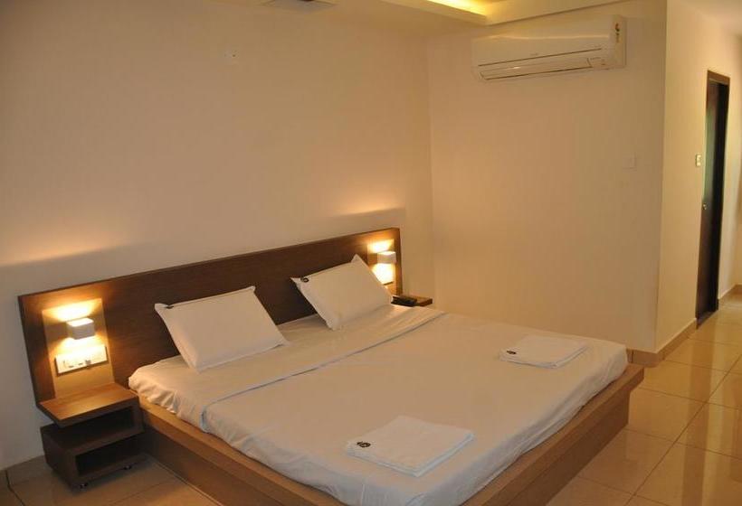 בית מלון כפרי Shivaprasad Grand