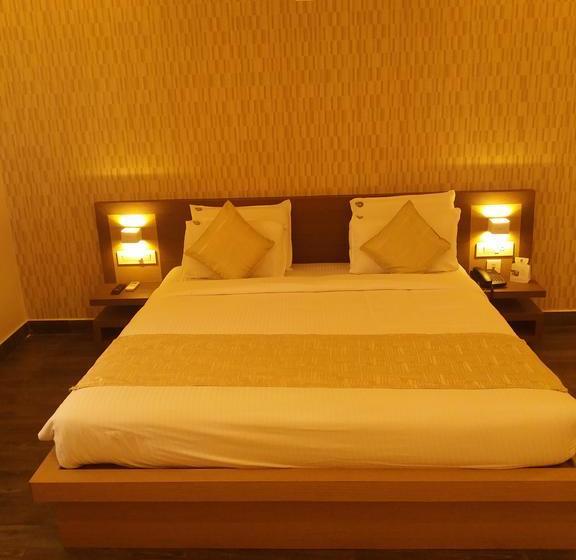 בית מלון כפרי Shivaprasad Grand