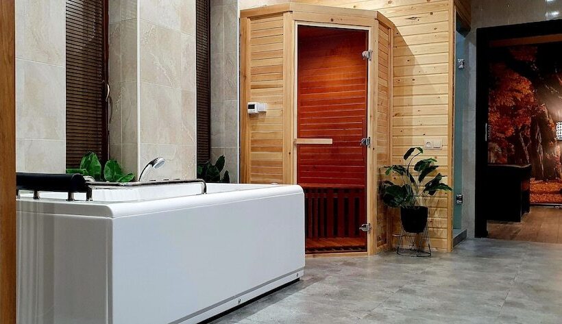 בית מלון כפרי Sno Inn Kazbegi