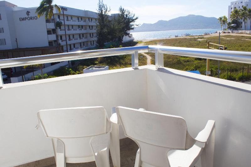 ホテル Venados Inn