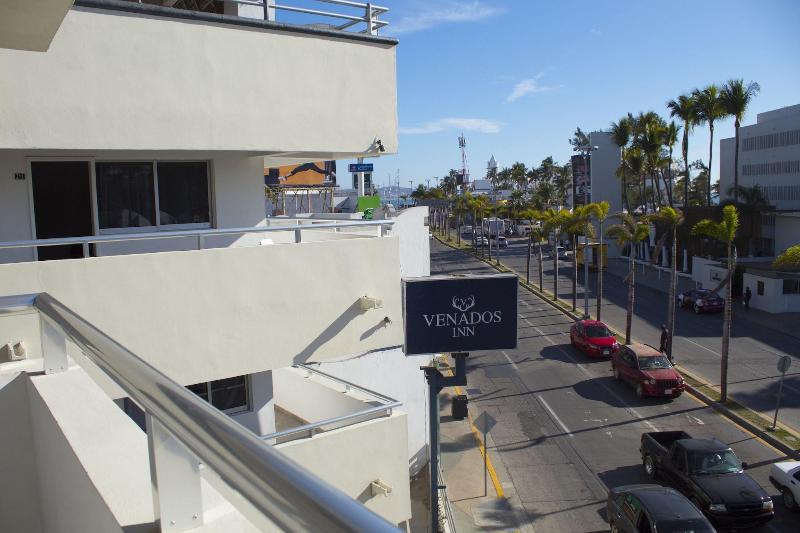 ホテル Venados Inn