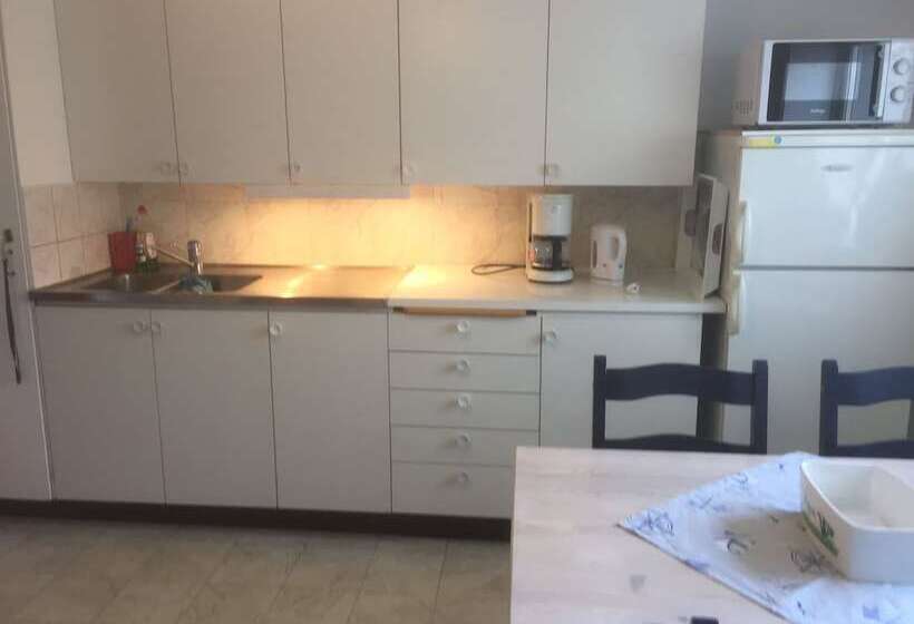 Kungshamns Vandrarhem