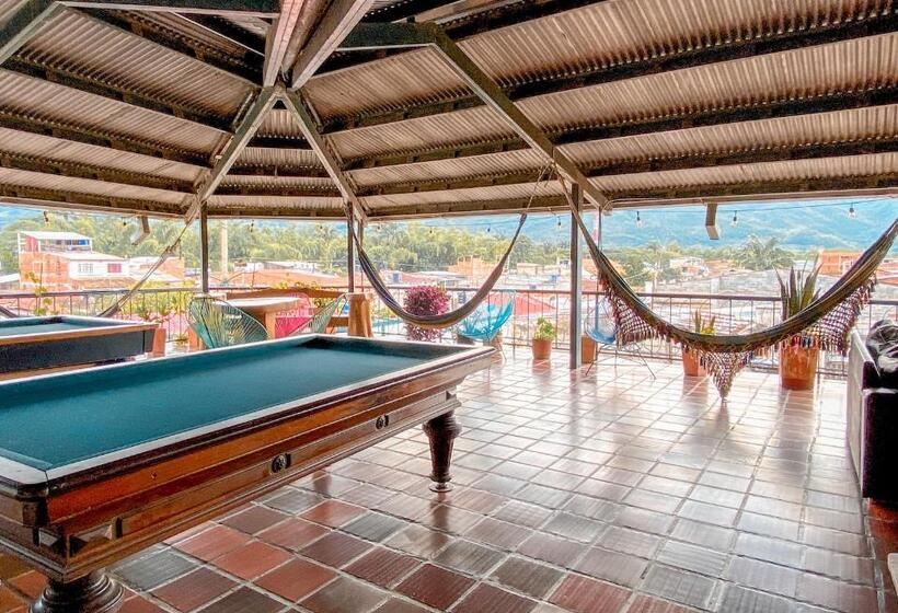 La Rosa Nautica Hostel