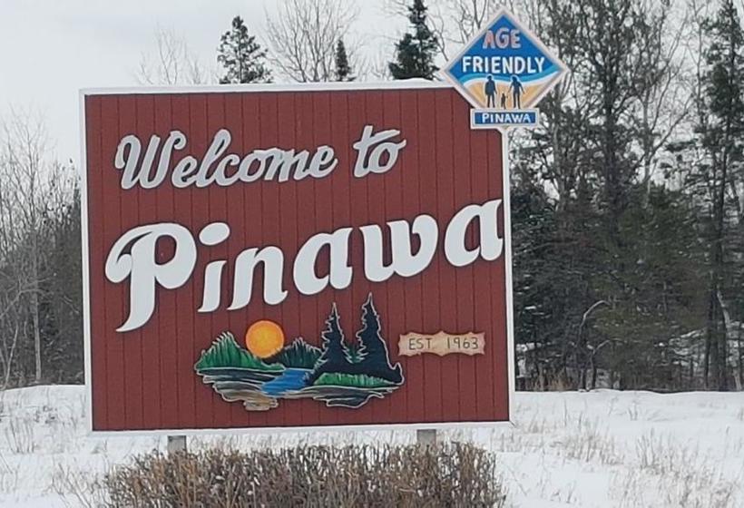 Pinawa Motel