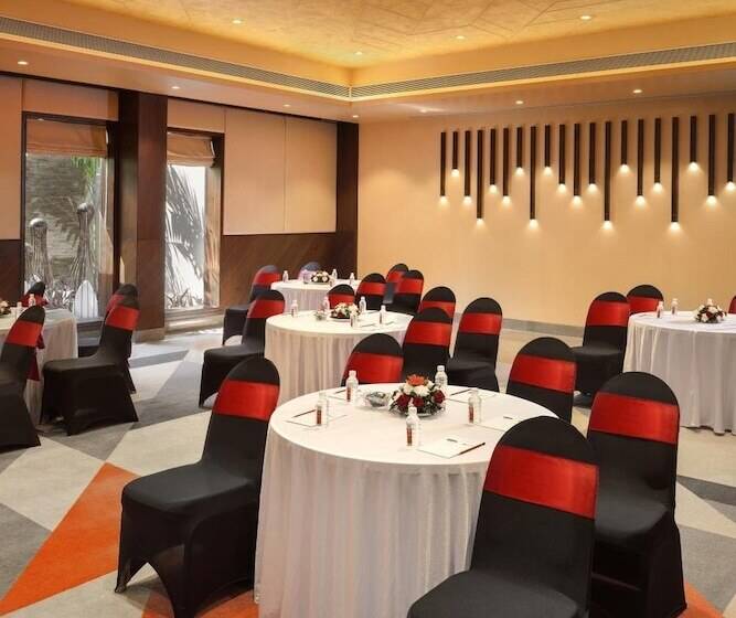 אתר נופש Kabir Hotel & Spa