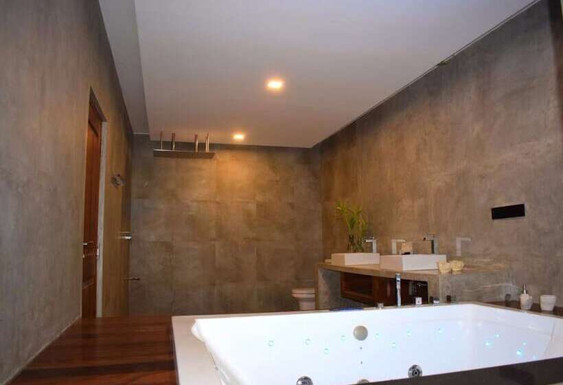 Курорт Margosa Bay