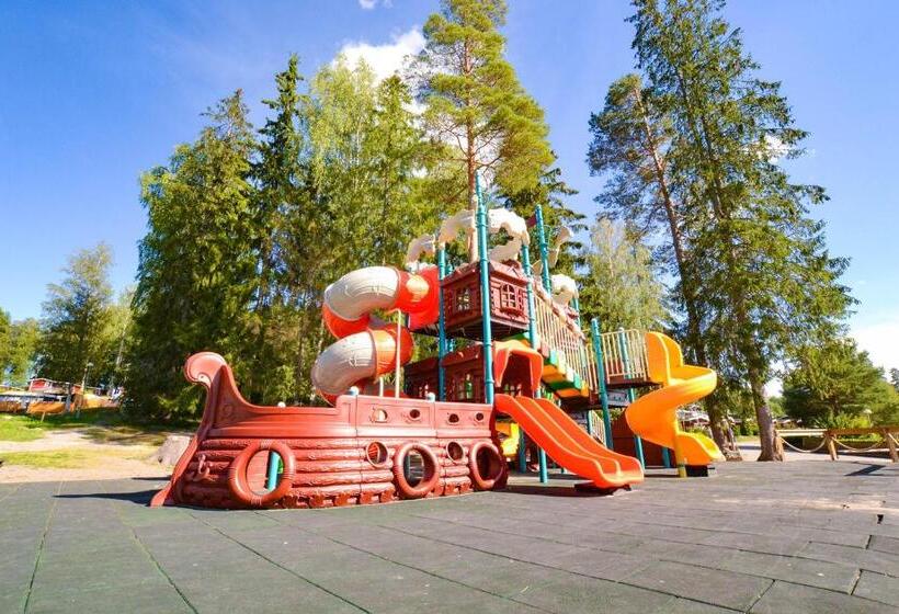 استراحتگاه årjäng Camping & Stugor Sommarvik