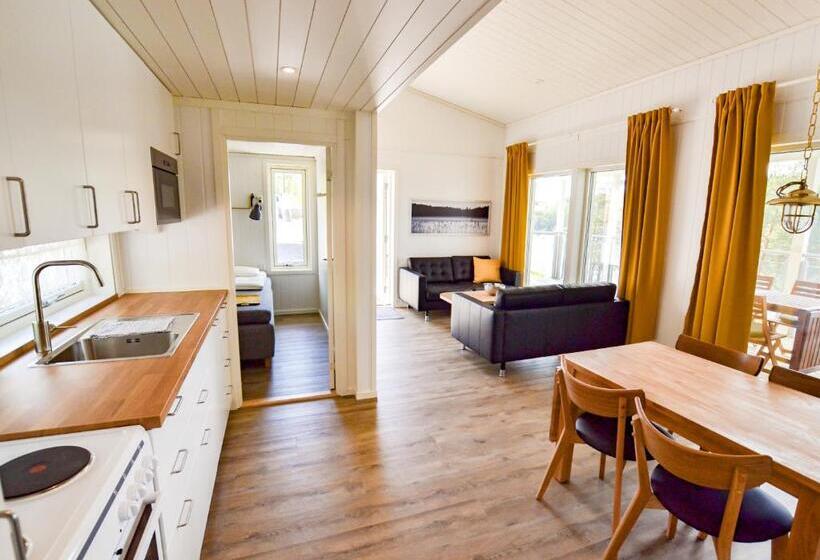 استراحتگاه årjäng Camping & Stugor Sommarvik