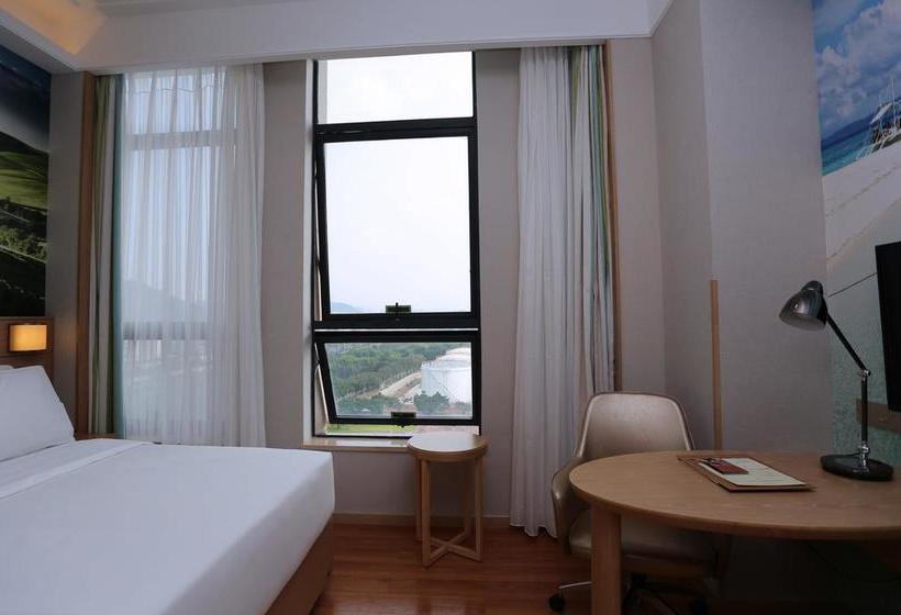 Vienna Best Sleep International Hotel （shenzhen New Airport Branch）