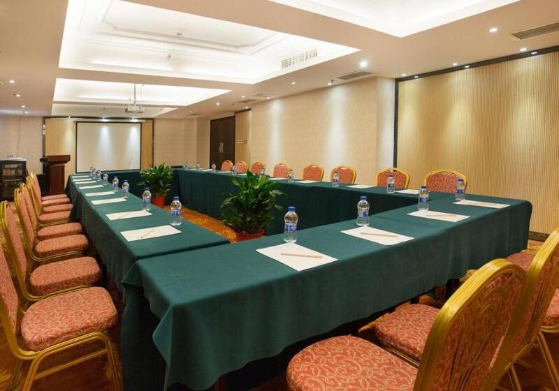 Vienna Hotel Changsha Gaoxin Lugu Park