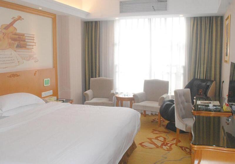 Vienna Hotel Huizhou Baiyun Road