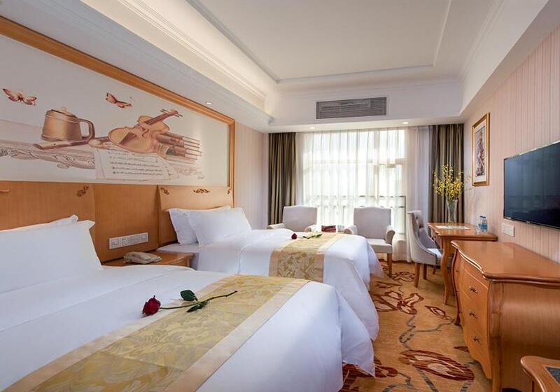 Vienna Hotel Huizhou Baiyun Road