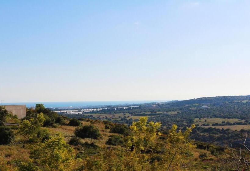 ベッドアンドブレックファースト Villa Orchidea