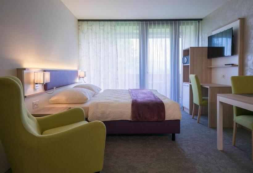 Wohnmotel   Hinterforst