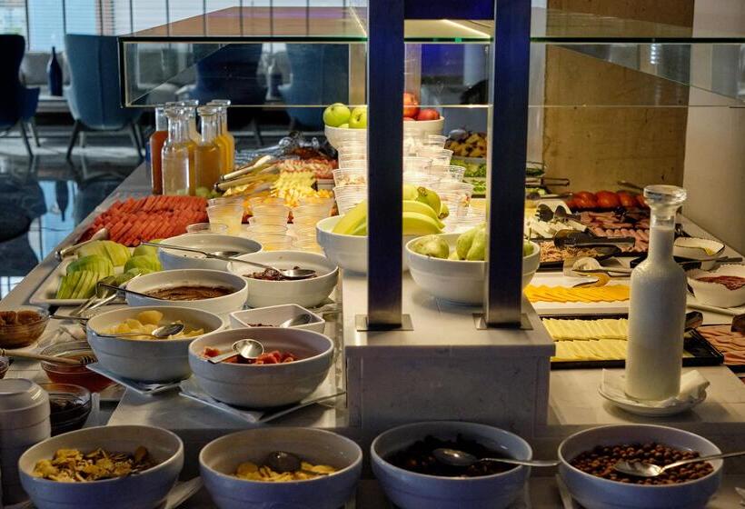 فندق Glaros Royal Beach