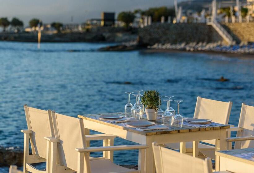 فندق Glaros Royal Beach