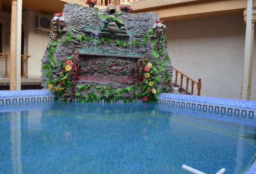 בית מלון כפרי El Emir