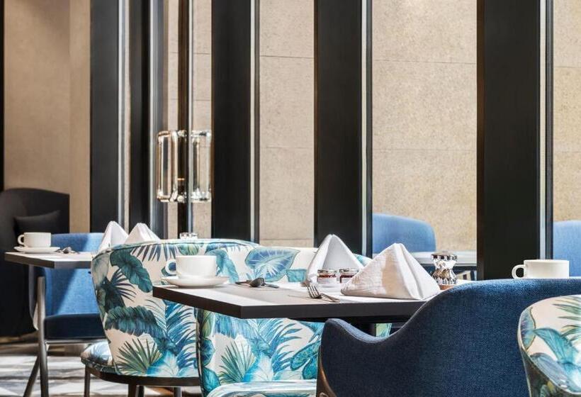 ホテル Mercure Riyadh Al Anoud