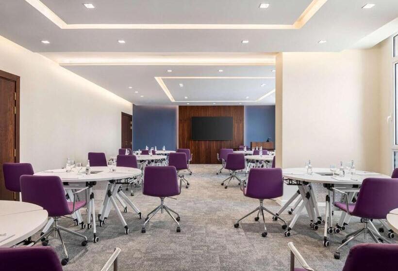 ホテル Mercure Riyadh Al Anoud