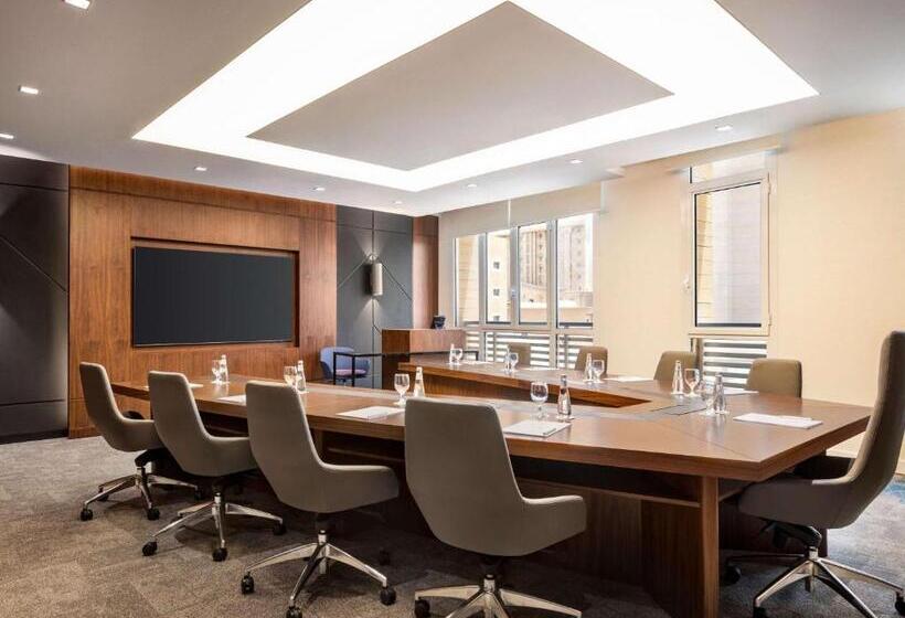 ホテル Mercure Riyadh Al Anoud