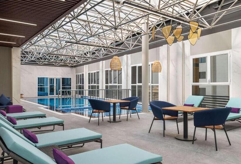 ホテル Mercure Riyadh Al Anoud