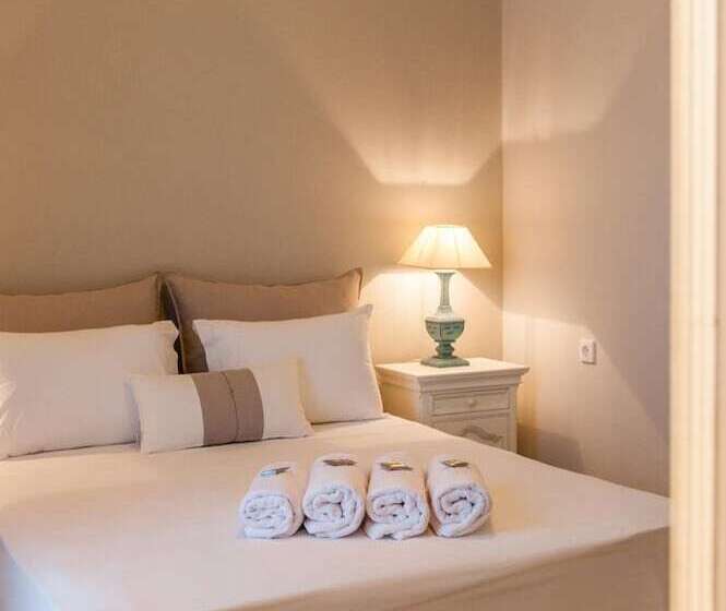 ホテル Anna Platanou