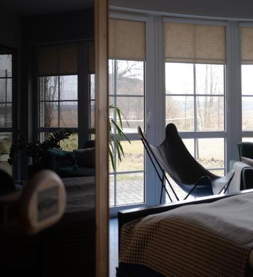 בית מלון כפרי łazienki Chodzieskie