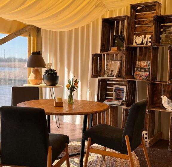 ホテル łazienki Chodzieskie