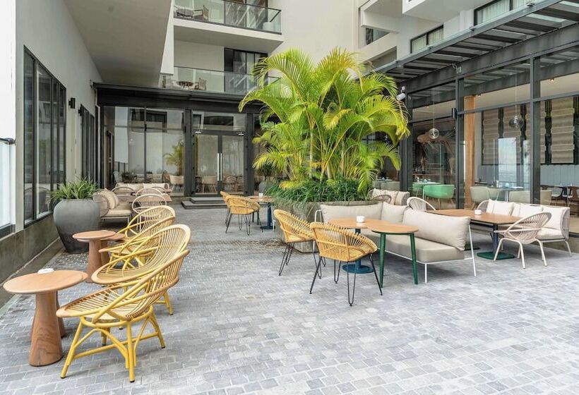 هتل Barceló Nasandhura Malé