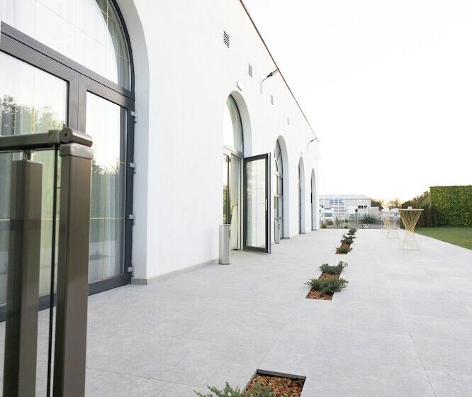 Отель Chitulescu