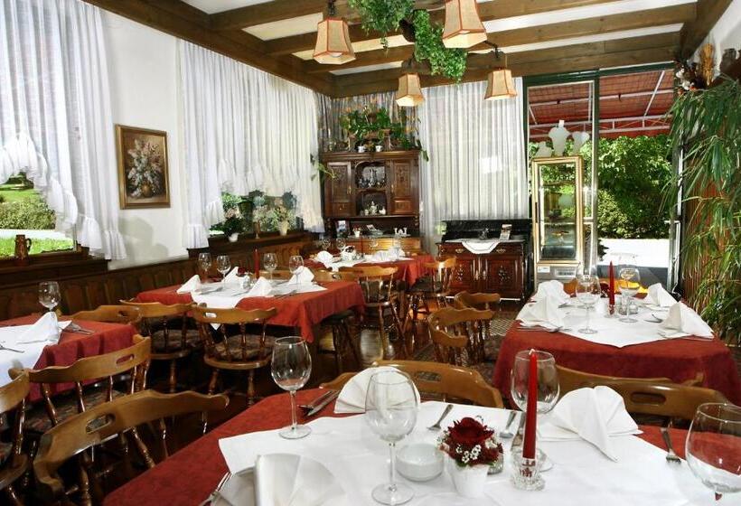 בית מלון כפרי Kirchenwirt