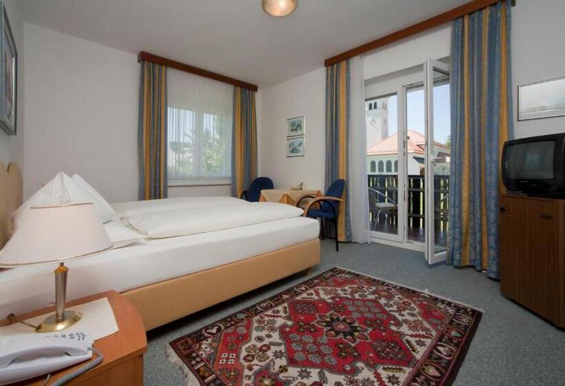 בית מלון כפרי Kirchenwirt