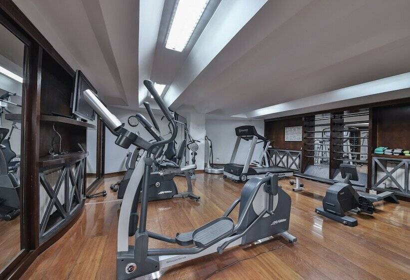 酒店 Le Suisse Elegance