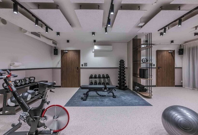 ホテル Noli Gdansk Wrzeszcz